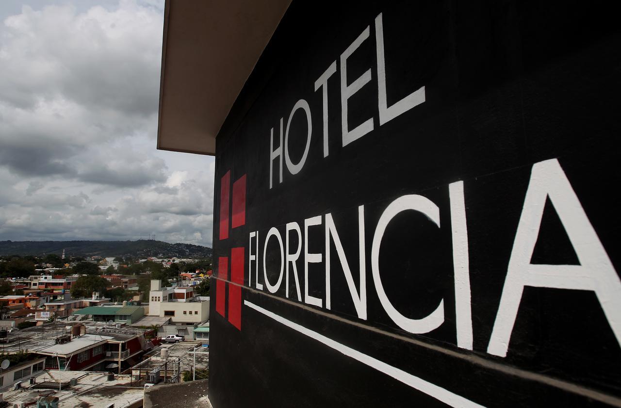 Hotel Florencia Poza Rica Экстерьер фото